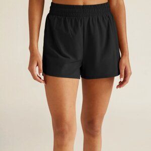 Beyond Yoga Stretch Woven In Stride Lined Short (Black)